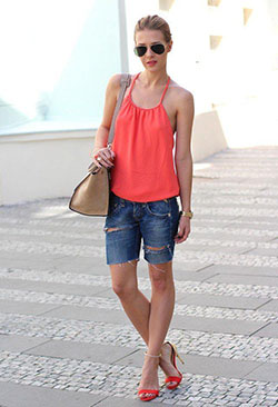 Traje fresco de verano con chaleco naranja: 