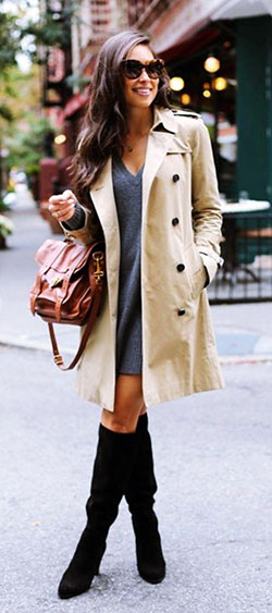 Botas hasta las rodillas. Outfits casual Gabardina, Gabardina Beige: 