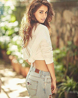 Disha Patani HD fondo de pantalla, últimos fondos de pantalla, fotos, imágenes, fotos: Disha Patani  