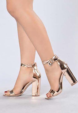 Stiletto con tiras doradas. Hebilla ajustable de oro rosa Tacón grueso Cremallera trasera Tacón de 4 pulgadas: Zapato de tacón alto,  Tacón de aguja,  Ideas de tacón alto,  Las mejores ideas de tacones de aguja,  Zapato de punta abierta  