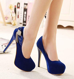 Las últimas ideas de diseño de tacones altos para niñas: Zapato de tacón alto,  Atuendos Con Botas,  Tacón de aguja,  Piso de ballet,  Ideas de tacón alto,  Las mejores ideas de tacones de aguja,  Zapatos de boda  
