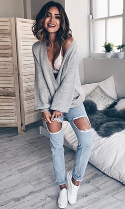 Atuendos de Pia Muehlenbeck: Pantalones rasgados,  Pantalones ajustados,  traje de talla grande,  Ideas de ropa de calle  