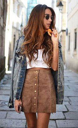 Outfits con faldas: chaqueta de jean,  camisas,  Ropa vintage,  Ideas de ropa de calle  