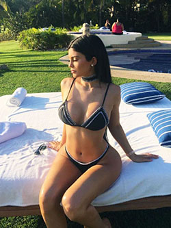 kylie jenner caliente: Kylie Jenner,  kim kardashian,  KrisJenner,  Telerrealidad,  chicas negras calientes  