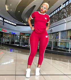 Conjunto adidas rojo para mujer: Trajes de malo,  Joggers adidas  