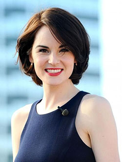 Cortes de pelo bob corto para mujeres mayores de 40: corte bob,  Pelo largo,  Cabello corto,  El pelo en capas,  Peinado de cara redonda  