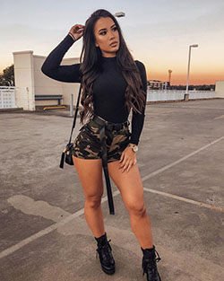 Lindos atuendos para chicas negras.: Pantalones rasgados,  Ideas de atuendos militares  