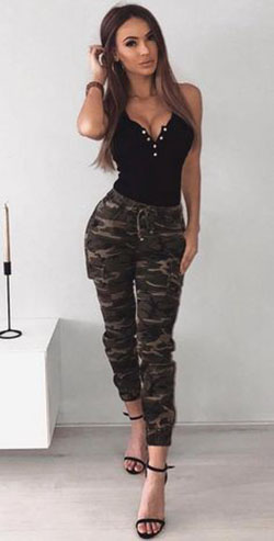 trajes geniales mujeres, ropa casual: Pantalones rasgados,  traje de mameluco,  traje de talla grande,  objetivos de moda,  Ideas de atuendos militares  