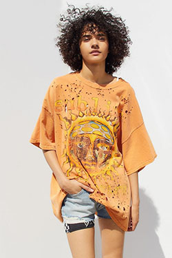 Equipos urbanos clásicos y elegantes: camisas,  Proveedores de Urban Outfitters,  Traje de camiseta  