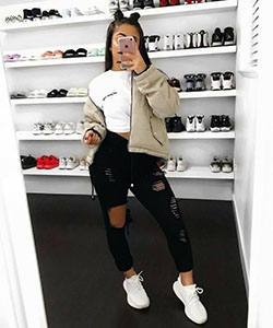 Trendy instagram baddie outfits, Ropa casual: Pantalones rasgados,  Trajes de malo,  Estilo Miami,  Atuendos Informales  