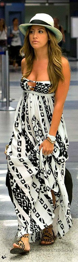 Maxi vestido en el aeropuerto: Vestido sin tirantes,  vestido largo,  Zapatos de vestir maxi  