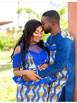 Ideas encantadoras para pareja de modelos, estampados de cera africanos: vestidos africanos,  paño kente,  Trajes de pareja a juego  