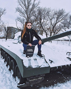 Julia Vins Culturista, Julia Vins, Vehículo de motor: modelo de fitness,  Vehículo de motor,  Julia Vins  