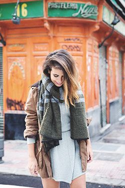 Vestidos Con Pañuelos, Bota Wellington: Bota de wellington,  Trajes De Bufandas  