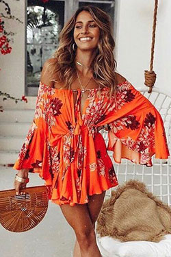 Moraleja del cuento mameluco naranja: traje de mameluco,  hola molly,  Monos Mamelucos,  vestidos florales,  vestido naranja  