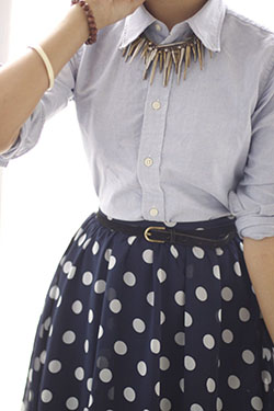 Vestido falda lunares: camisas,  Trajes De Falda,  Semana de la Moda,  Atuendos Informales  