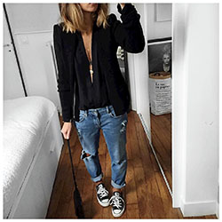 Outfits jeans audrey lombard: Pantalones rasgados,  Ideas de atuendos universitarios,  Estilo callejero,  Atuendos Informales,  audrey lombardo  