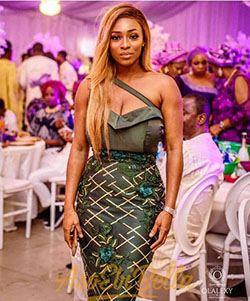 Modelo de moda de ideas de momentos fantásticos, estampados de cera africanos: camarones asos,  Alta costura,  Vestidos Aso Ebi  