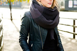 Chaqueta de cuero con bufanda grande, Chaqueta de cuero: trajes de invierno,  Chaqueta de cuero,  Trajes De Bufandas,  chaqueta  