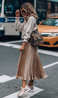 El look de falda sudadera más querido y admirado, Crop top: top corto,  Trajes De Falda,  Atuendos Informales  