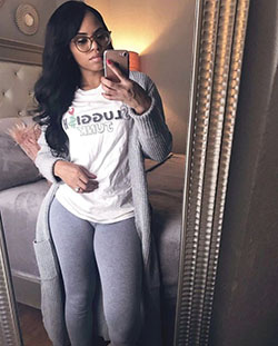 Lindos atuendos fríos con leggins: Vestido de novia,  Zapato de tacón alto,  Trajes De Legging,  Atuendos Informales  