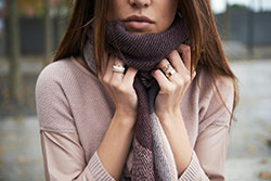 Vale la pena echarle un vistazo a estos anillos negin mirsalehi, Anillo - Blanco: Anillo de bodas,  Trajes De Bufandas  