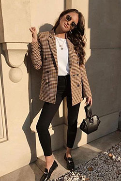 Consejos diarios de moda para prendas printemps, Ropa informal: Informal de negocios,  ropa informal,  Ideas de atuendos universitarios,  Atuendos Informales  