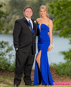 Hoco Couple Outfits, Formal wear y Ball gown: vestidos de coctel,  Vestido de noche,  vestido de bola,  Vestido sin tirantes,  trajes de pareja,  Moda con clase  