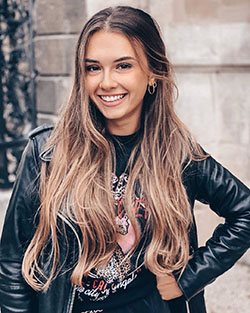 Amelie Weissenberger Instagram, Pelo largo y Tintes de cabello: Pelo largo,  Ideas para teñir el cabello,  Pelo castaño,  El pelo en capas,  Sesión de fotos,  pelo negro,  Amélie Weissenberger  