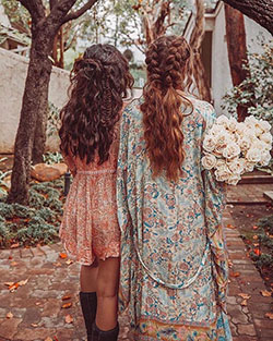 ¡Pelo y ropa boho! | Ideas de atuendos para citas: Ideas de atuendos,  Atuendos Informales,  Primera fecha,  pelo  
