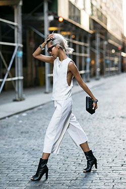 Lo que la mayoría de la gente no sabe acerca de ser un blogger de moda | Ideas de atuendos para citas: MODA,  Ideas de atuendos,  Atuendos Informales,  Primera fecha,  blogger de moda  