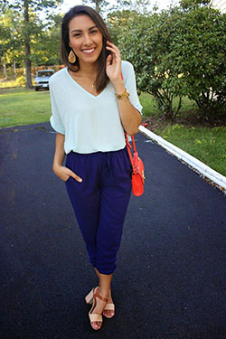 Conjunto pantalón capri azul: azul marino,  Pantalones capri,  Atuendos Informales,  Atuendo De Joggers  