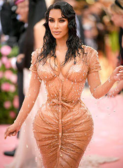 como kim kardashian fotos: Celebridad más famosa,  lindas fotos de celebridades,  Instagram de celebridades,  Atuendo De Kim Kardashian,  Kim,  kardashian,  Mejor figura del mundo,  Peinado Kim Kardashian  