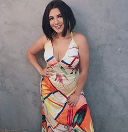 Ideas de sesión de fotos de Instagram de Ju Santos, fotografía de chicas, muslos de chicas calientes: modelo,  Atuendos Sexys,  pelo negro,  vestidos calientes,  Insta Belleza  