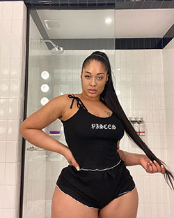 Kristiana King ropa deportiva, combinación de colores de trajes de baño, piernas calientes: trajes de baño,  Ropa de deporte  