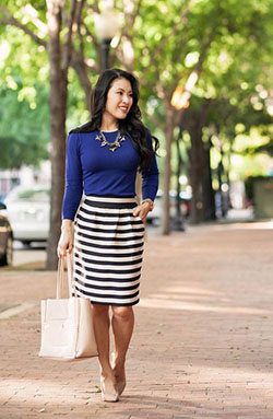 Striped skirt outfit ideas, street fashion, stripe skirt, pencil skirt, cobalt blue, t shirt: Pencil skirt,  T-Shirt Outfit,  Cobalt blue,  Stripe Skirt,  Street Style,  Skirt Outfits  