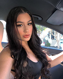 Alondra Mendoza Color de Cabello Negro, Rostro Bello, Labios Naturales Brillantes: Pelo largo,  Pelo castaño,  pelo negro,  Chicas Lindas De Instagram  