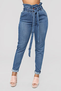 Outfit azul instagram con pantalón, jeans, denim: traje azul,  Trajes De Pantalón  