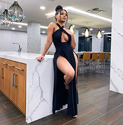 Traje a juego de Filipina X Ghanaian, muslos femeninos, foto de piernas: Atuendos Sexys,  pelo negro,  modelo de fitness,  chicas de instagram  