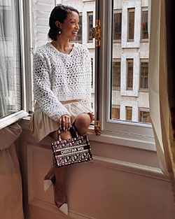 ideas de ropa blanca con vestido, ideas de fotografía, foto de pierna sexy: Vestido blanco,  Liza Koshy  