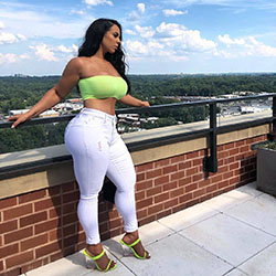 Genesis Vargaz pantalones activos, ideas de ropa deportiva, sesión de fotos de chicas calientes: Ropa de deporte,  Pantalones activos,  chicas de instagram  