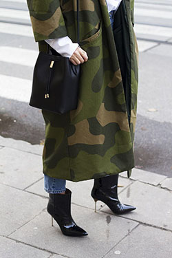 Nunca puedes equivocarte con una parka del ejército | ¡NUNCA! Inspiración de atuendos | Ideas de atuendos de verano 2020: Ideas de atuendos,  trajes de verano  