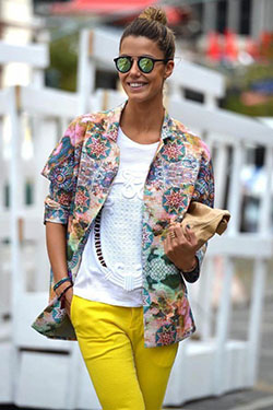 How to wear Print on Print with Style | Summer Outfit Ideas 2020: Outfit Ideas,  summer outfits,  Stylevore  