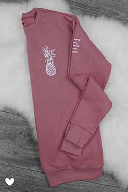 Sudadera de polar con logotipo de piña - Malva | Ideas de atuendos de verano: Ideas de atuendos,  trajes de verano  