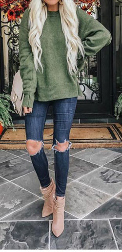 Traje de color, debes probar con chaqueta de jean, leggins, mezclilla: chaqueta de jean,  Estilo callejero,  vestidos de invierno con clase  