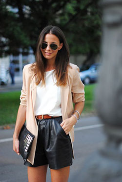 Conjunto de pantalones cortos de cuero de cintura alta: traje blanco,  Cuero artificial,  Estilo callejero,  Pantalones cortos de cuero  