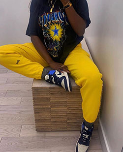 Vestido de color azul eléctrico y amarillo con uniforme deportivo, estilo retro, ropa deportiva: Traje de camiseta,  Estilo retro,  Azul eléctrico,  Estilo callejero,  Traje Azul Eléctrico Y Amarillo,  Uniforme deportivo,  Trajes de marimacho para niñas  