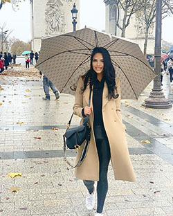 Gabardina Shadi Y Cair, ideas de vestidos de abrigo, ideas de fotografía: gabardina,  Saco,  Trajes de fiesta con estilo  