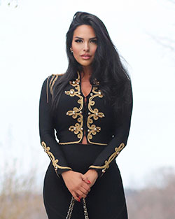 traje de color negro, debes probar con ropa formal, sesión de fotos de instagram, fotografía para niña: Ropa formal,  Trajes de fiesta con estilo  