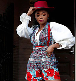 Últimas Prendas de Diseño Para Niña: moda africana,  Vestidos Ankara,  ropa africana,  Atuendos Ankara,  Trajes Africanos,  vestidos coloridos,  Asoebi Especial  